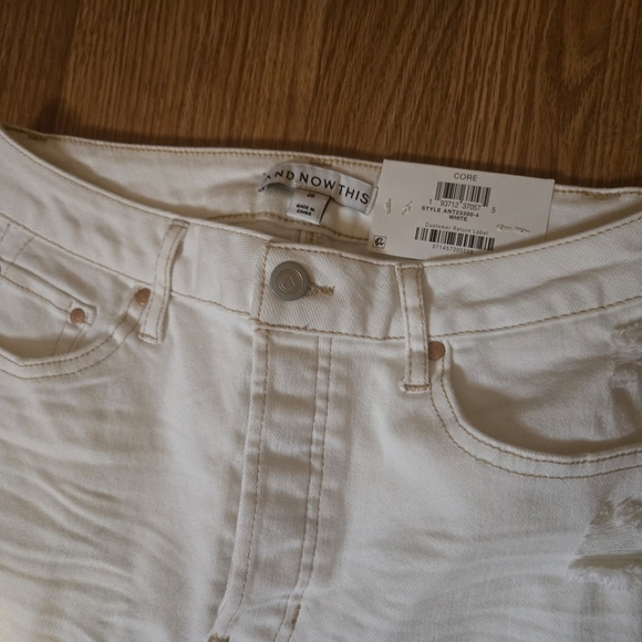 And Now This White Ankle Cropped Distressed Jeans NWT - Picture 3 of 8